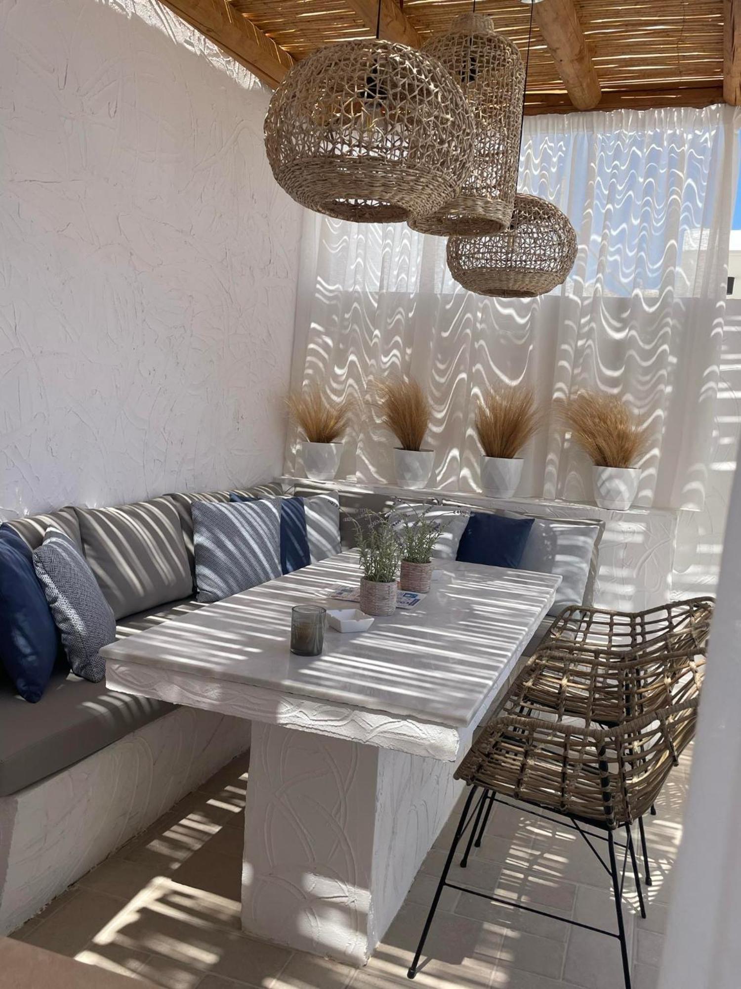 Lithos Luxury Villa Archangelos  Exteriör bild