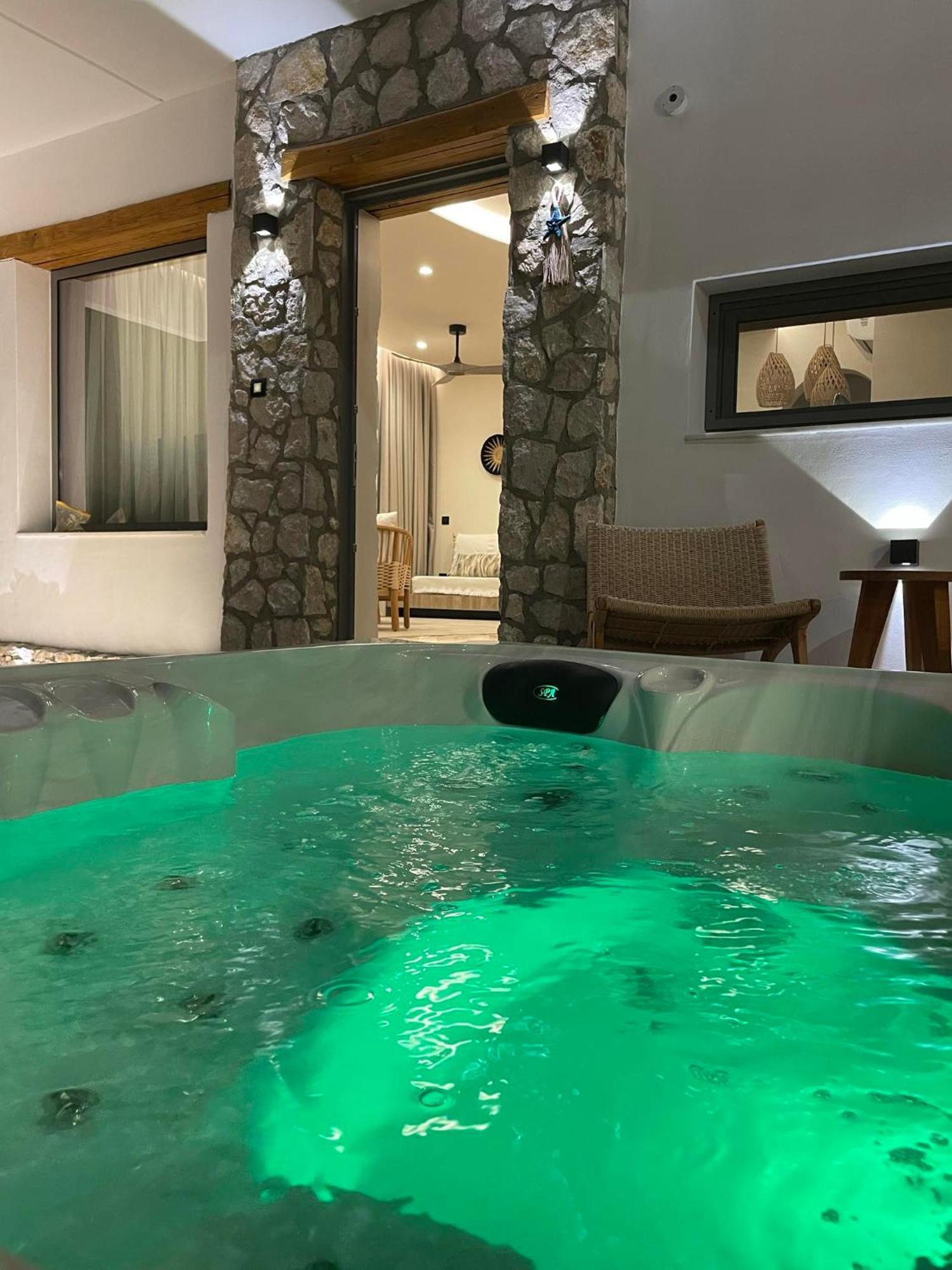 Lithos Luxury Villa Archangelos  Exteriör bild
